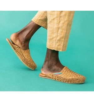 Mohinders Woven City Slipper in Honey + Stripes 9